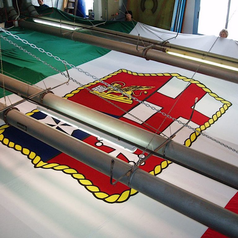 vendita bandiere del mondo canepa e campi